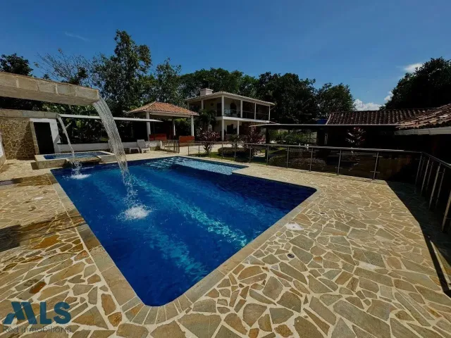 Finca Recreativa en Sopetrán en Llano de Montaña
