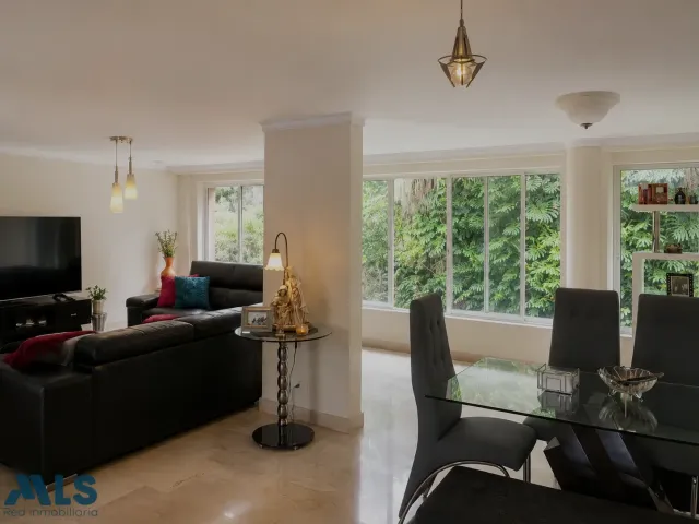 Casa en Medellín en El Tesoro
