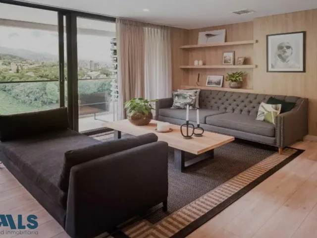 Apartamento en Medellín en Altos del Poblado