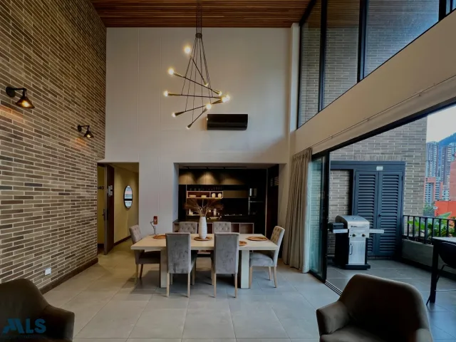 Apartamento en Medellín en Loma de los Parra