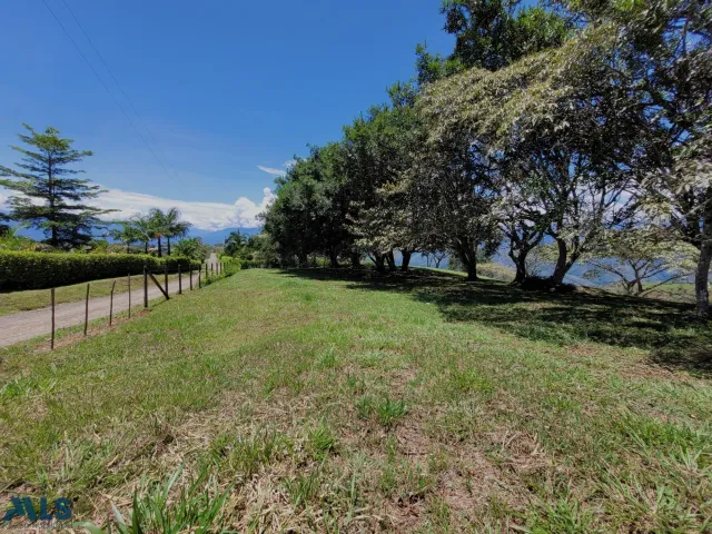 Lote Residencial en San Jerónimo en V. Loma Hermosa
