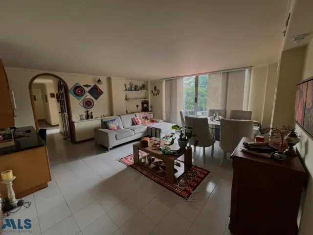 Apartamento en Medellín en Santa Maria de los Angeles