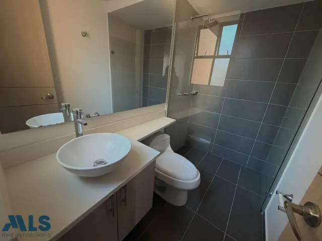 Apartamento en Sabaneta en Loma de San Jose