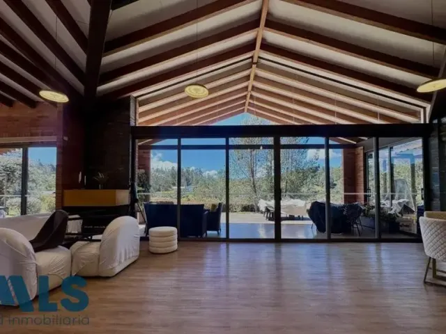 Casa en El Retiro en Alto del escobero (El Retiro)