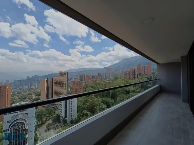 Apartamento en Medellín en Linares