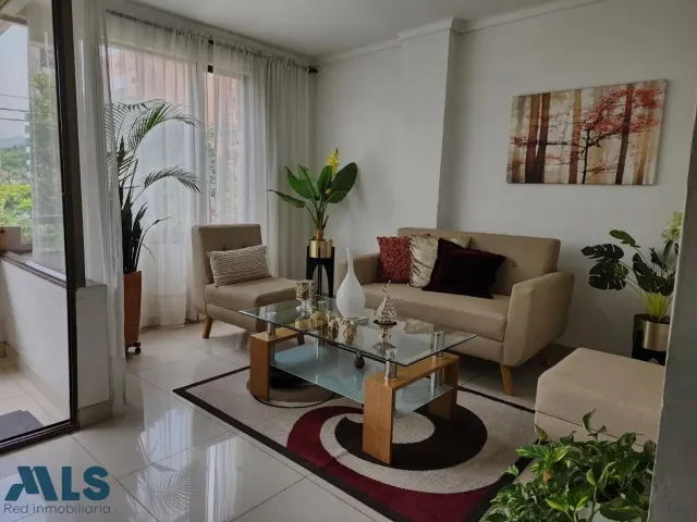 Apartamento en Medellín en Laureles