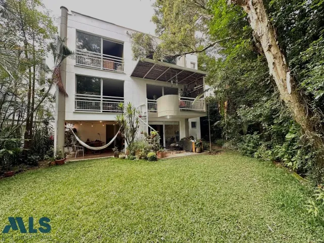 Casa en Medellín en San Lucas
