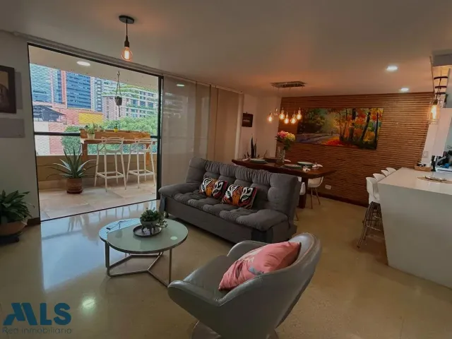 Apartamento en Medellín en El Tesoro