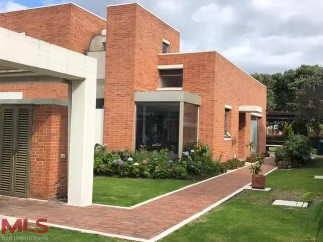 Casa en Bogotá en Guaymaral