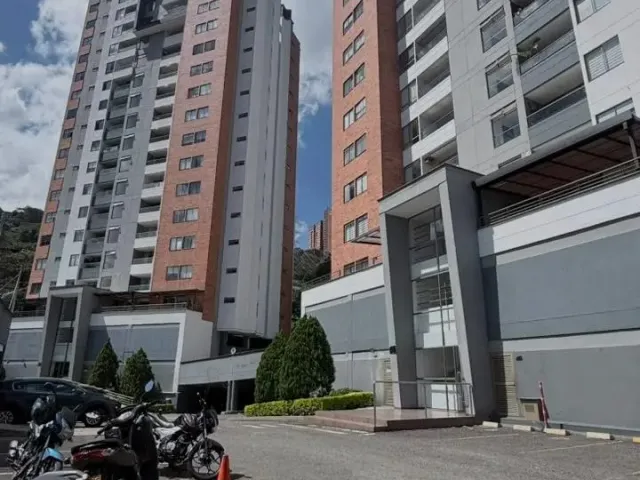 Apartamento en Medellín en Castropol