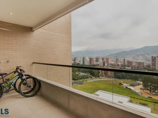 Apartamento en Medellín en Los Balsos Nº 1