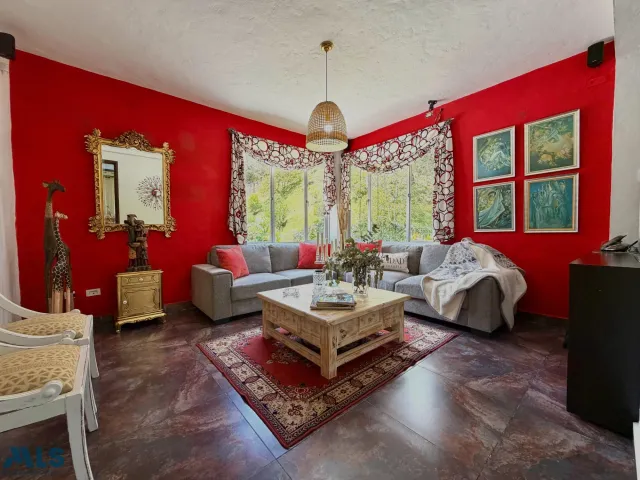 Casa en El Retiro en Corredor Las Palmas - El Retiro