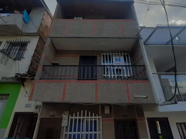 Casa en Medellín en Manrique Central Nº 1