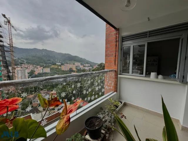 Apartamento en Envigado en Loma de Las Brujas
