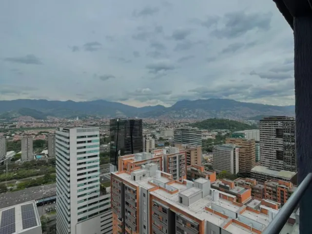 Apartamento en Medellín en Ciudad del Rio