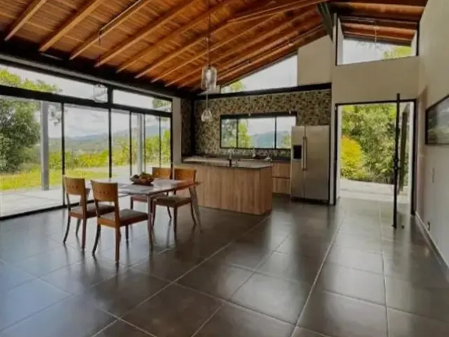 Casa en Envigado en Alto de las Palmas