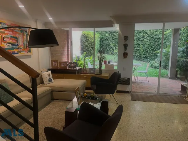Casa en Medellín en El Tesoro