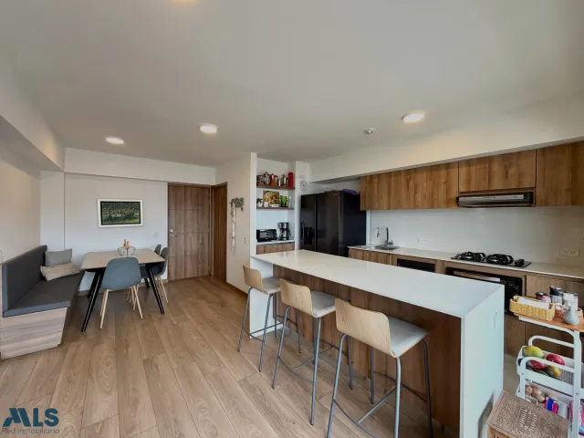 Apartamento en Sabaneta en Tres Esquinas