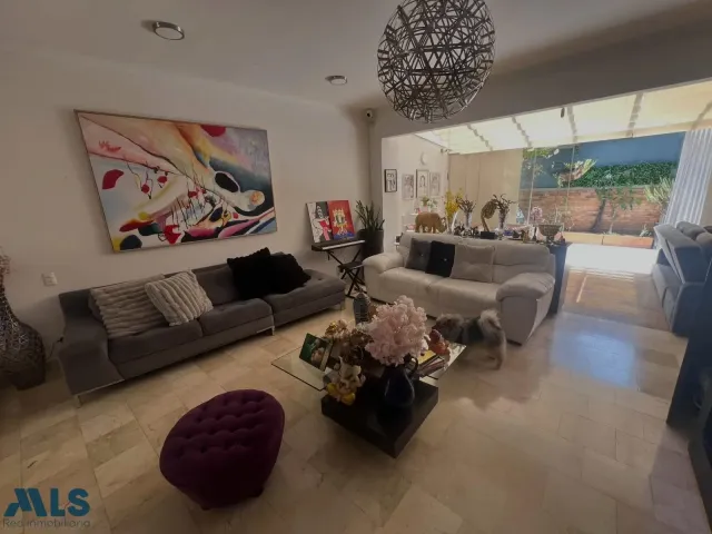 Casa en Medellín en El Tesoro