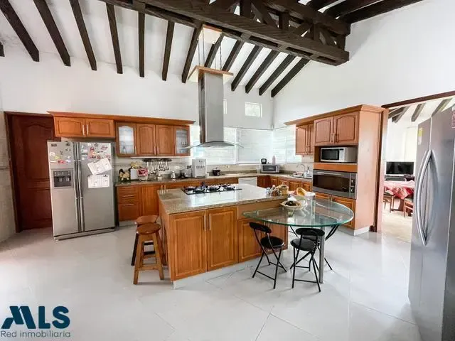 Casa en Envigado en Alto de las Palmas