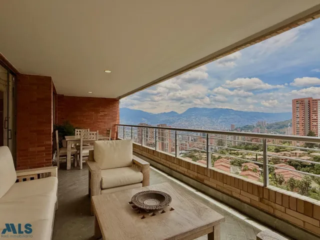Apartamento en Medellín en La Calera