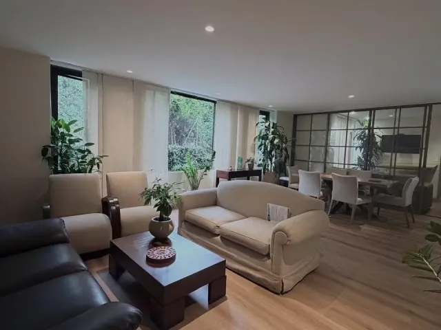 Apartamento en Medellín en Altos del Poblado
