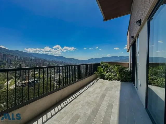 Apartamento en Medellín en Las Palmas