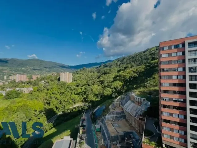 Apartamento en Envigado en El Trianón