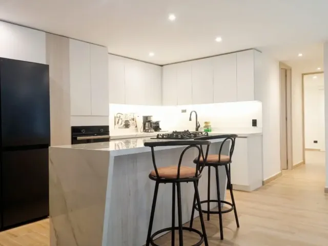 Modern Appliance Apartment in Provenza: A Serene Oasis Steps from Medellín’s Zona Rosa