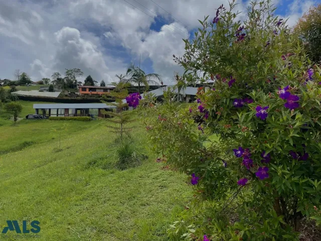 Finca Recreativa en La Unión en V. San Miguel