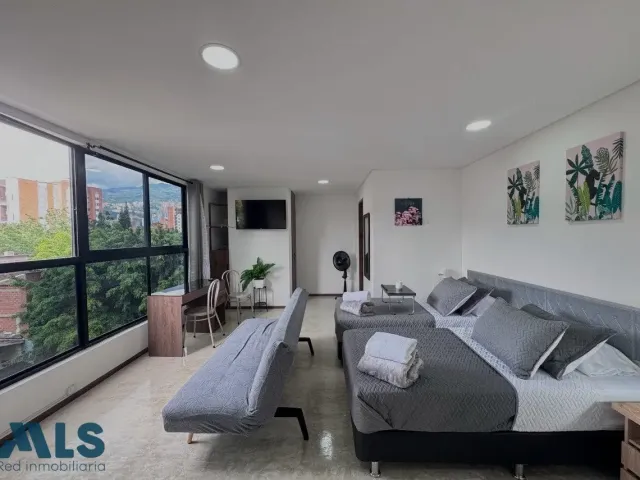 Apartamento en Medellín en Laureles