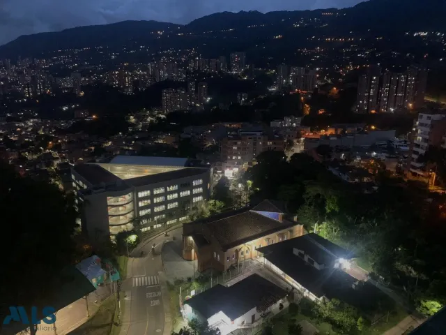 Apartamento en Envigado en Las Antillas