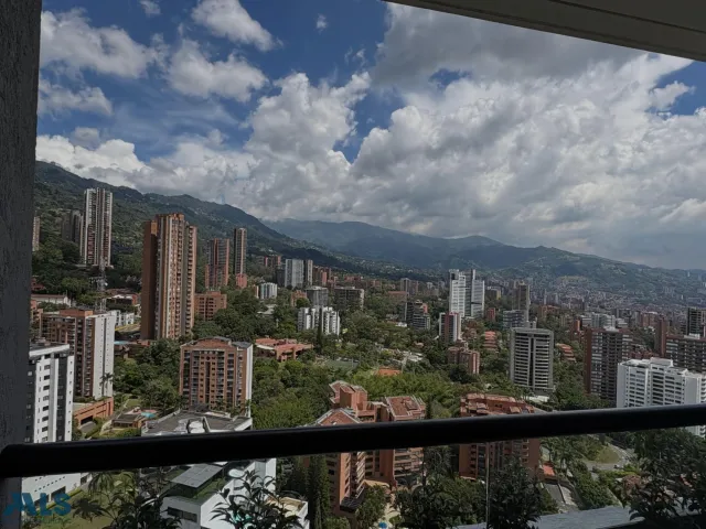 Apartamento en Medellín en Linares
