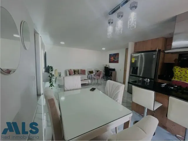 Apartamento en Sabaneta en Loma de San Jose