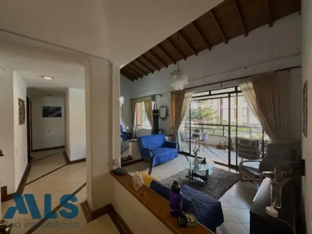Apartamento en Medellín en Laureles