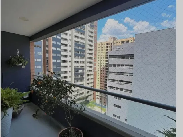 Apartamento en Medellín en Ciudad del Rio