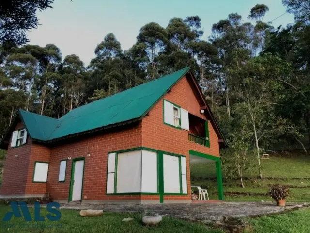 Finca Recreativa en La Ceja en Corredor San Antonio - La Ceja (La Ceja)