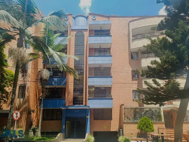 Apartamento en Medellín en La Floresta