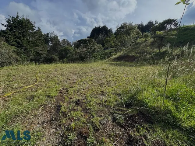 Lote Residencial en Envigado en Alto de las Palmas