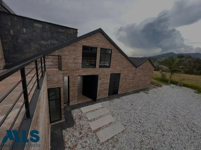 Casa en El Retiro en Pantanillo