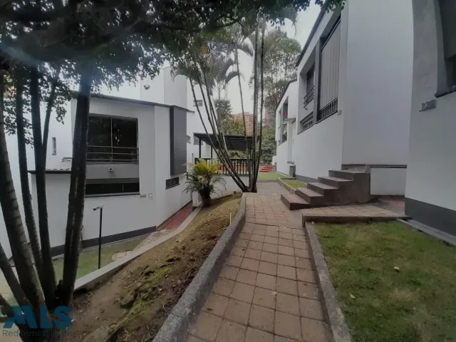 Casa en Medellín en El Poblado