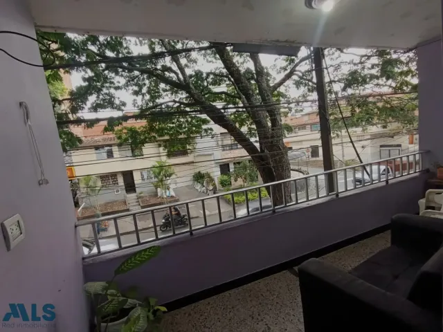 Casa en Medellín en San Bernardo