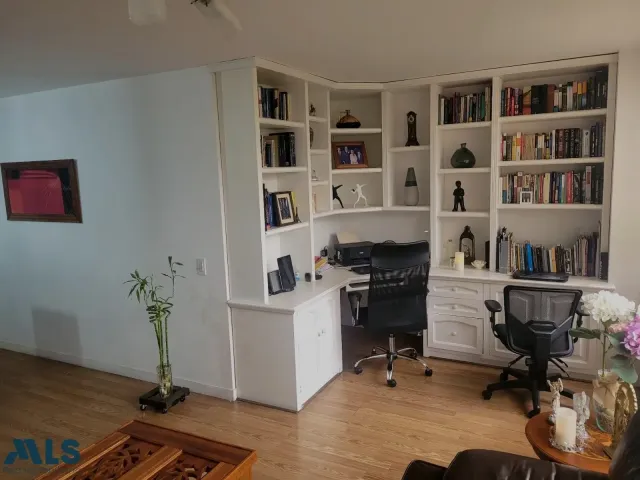 Apartamento en Medellín en El Campestre