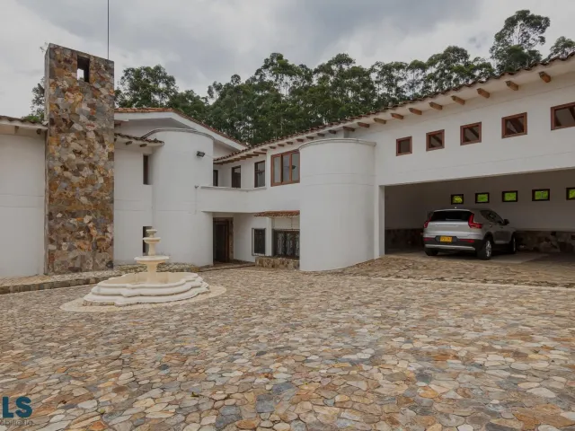 Casa en Medellín en Las Palmas