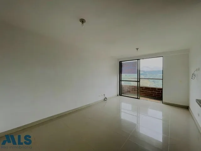 Apartamento en Sabaneta en Las Lomitas