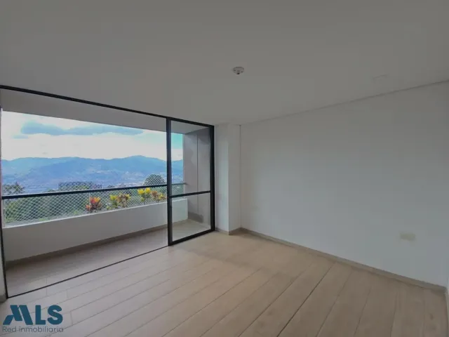 Apartamento en Envigado en Loma del Escobero