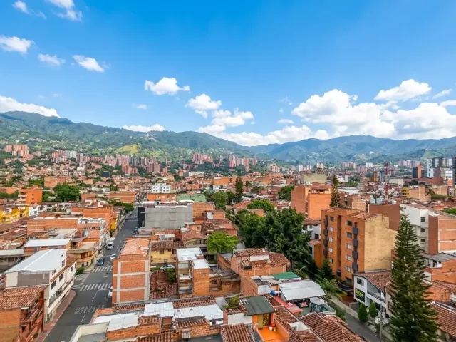174 m2 Duplex Penthouse for Sale in Envigado | Prime Location | 