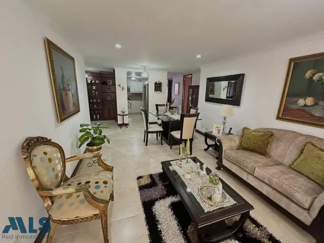 Apartamento en Medellín en Conquistadores