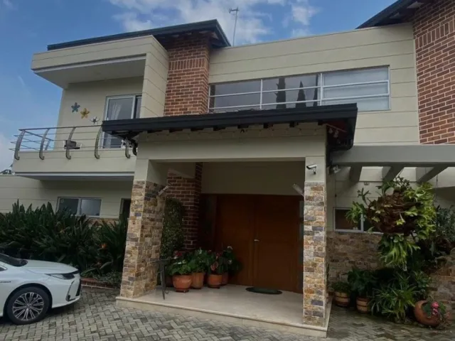 Casa en Envigado en Loma del Escobero
