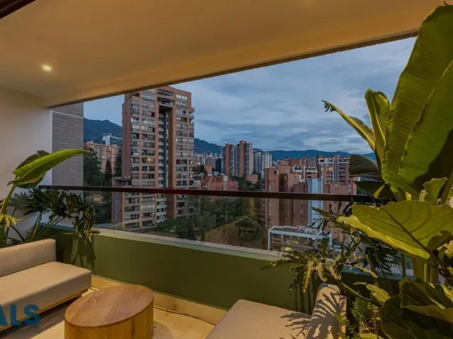 Apartamento en Medellín en Castropol
